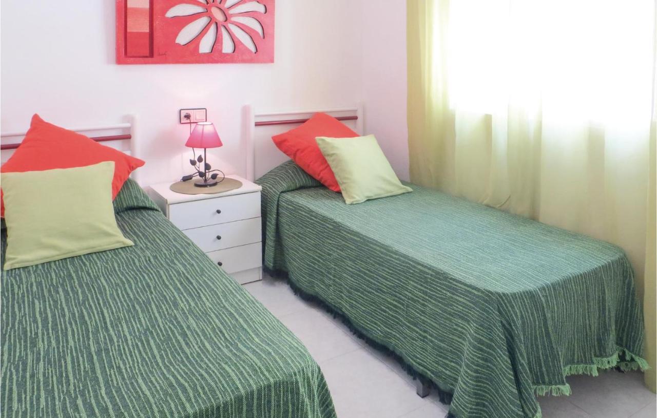Amazing Apartment In Torrevieja With Kitchen Zewnętrze zdjęcie